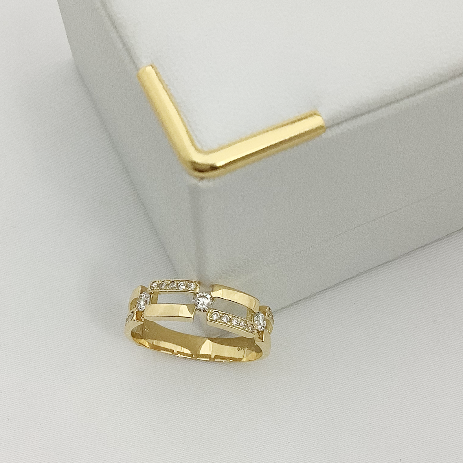 K18ダイヤリング