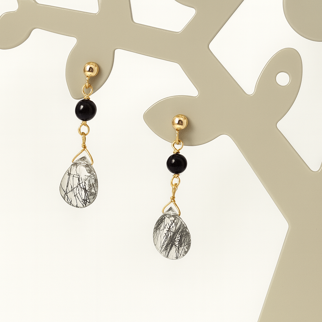 K18 BLACKルチル/オニキス ピアス