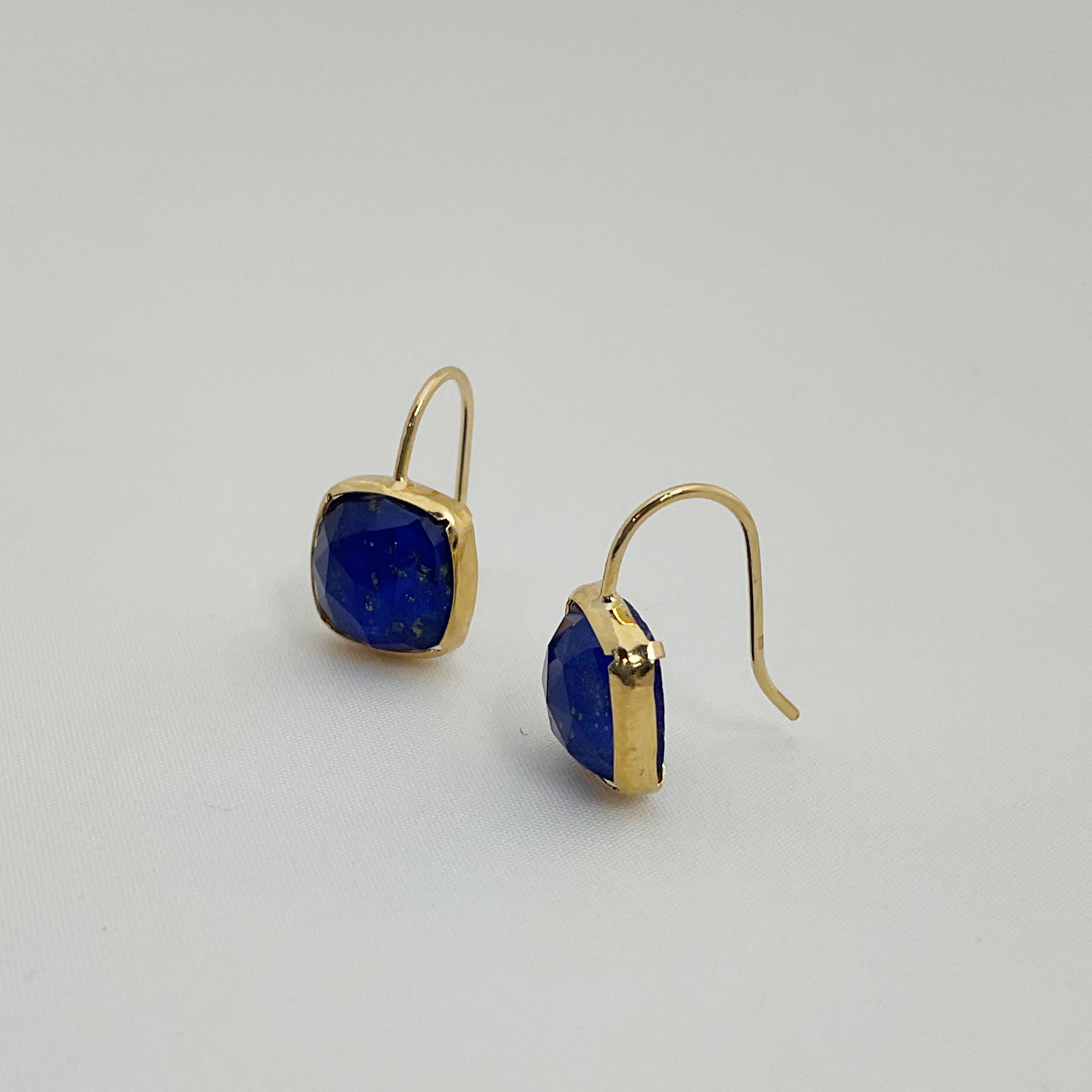 K18ラピス/クウォーツ ピアス
